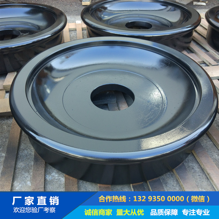 1716719089372086.jpg 鐵水稱量車輪鍛件